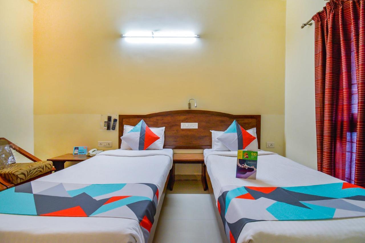แฟ็บเอ็กซ์เพรส อศิยาน Hotel ปูเน่ ภายนอก รูปภาพ