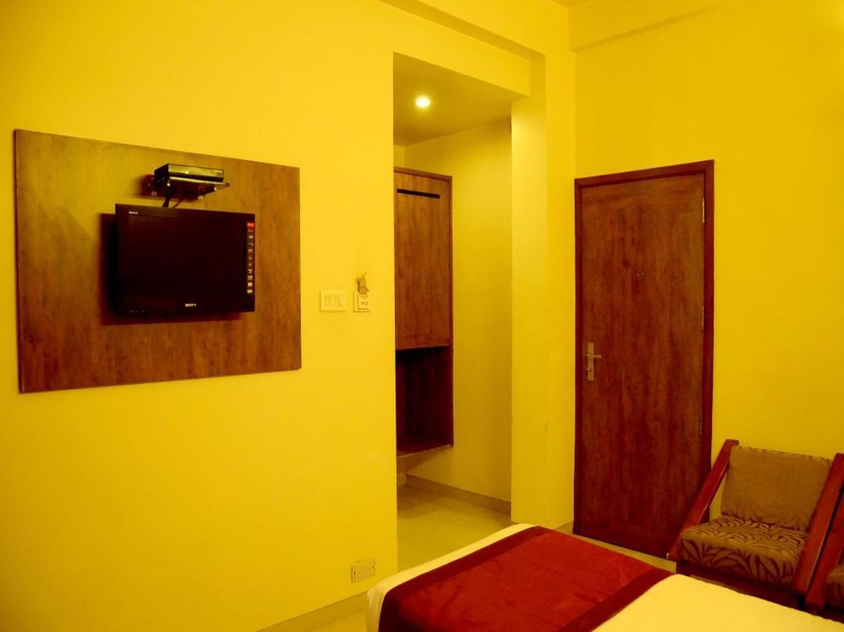 แฟ็บเอ็กซ์เพรส อศิยาน Hotel ปูเน่ ภายนอก รูปภาพ